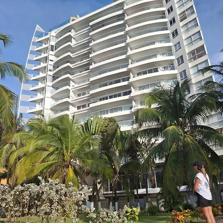Morros Luxury Beachfront Infinity Pool Apartamento *